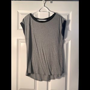 Grey top